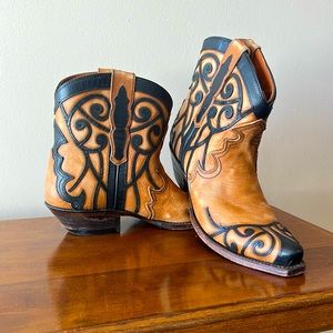 Dan Post Cowgirl booties size 7.5